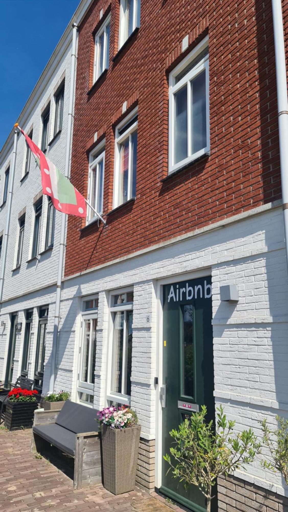 Airbnb 'Logeren Aan Het Plein' In Het Centrum Van Меппел Екстер'єр фото